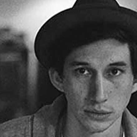 ADAM DRIVER AUF DER ÜBERHOLSPUR